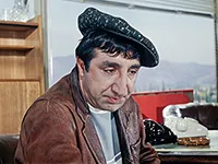 Фрунзик Мкртчян в роли Джабраила Фрунзик Мкртчян в роли Джабраила
