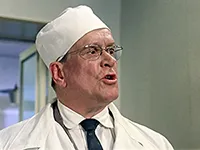 Пётр Репнин в роли главврача Пётр Репнин в роли главврача