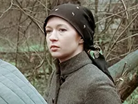 Юлия Свежакова в роли Зиды Юлия Свежакова в роли Зиды